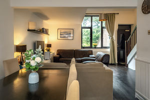 Open Plan Living- click for photo gallery